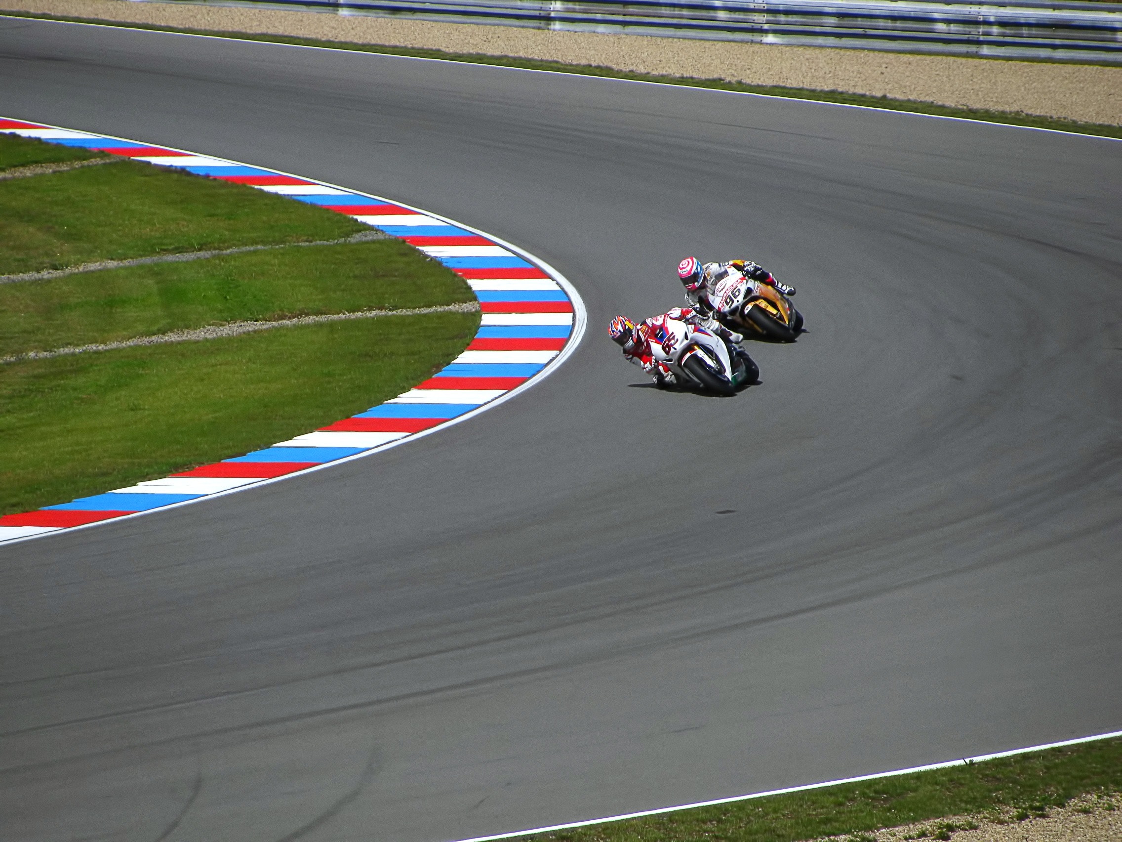 No Limits Motorcycle Trackday Mallory Park Circuit